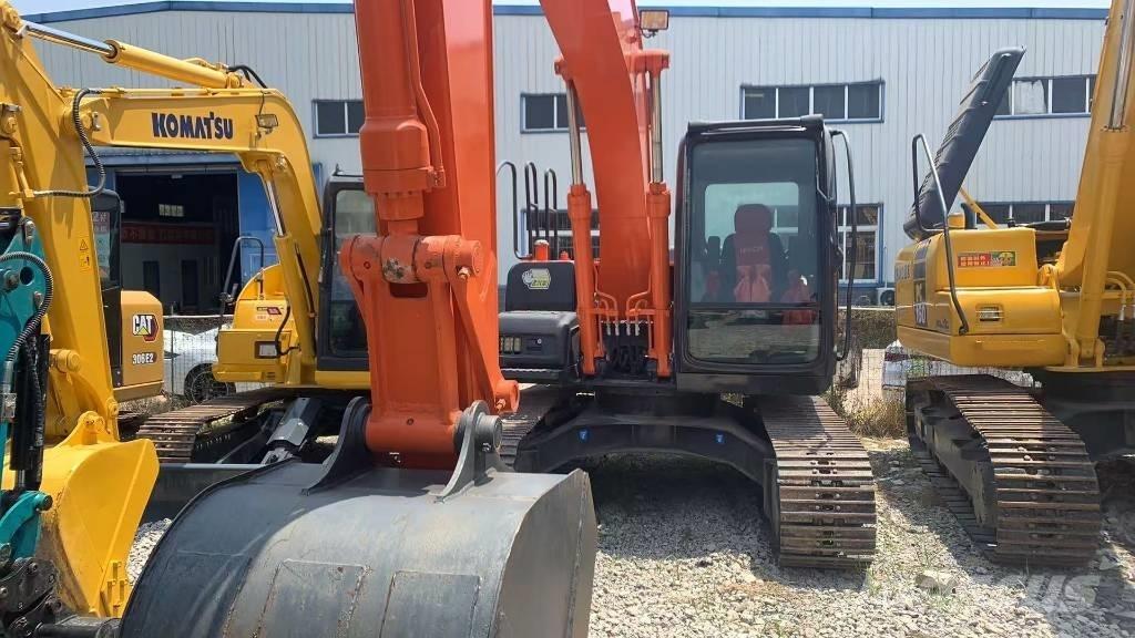 Hitachi Zaxis 120 履带挖掘机