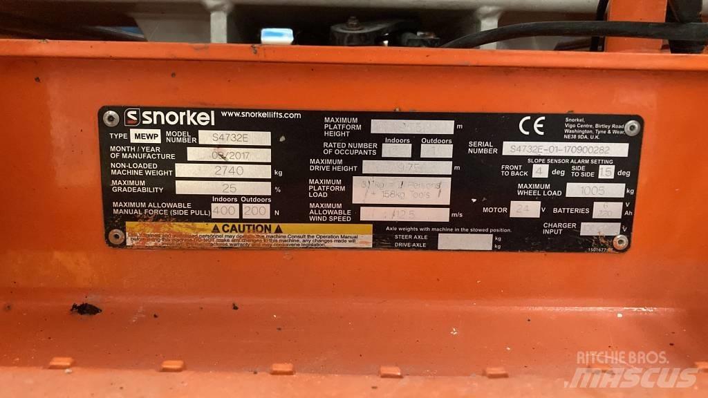 Snorkel S4732E 剪叉式升降机