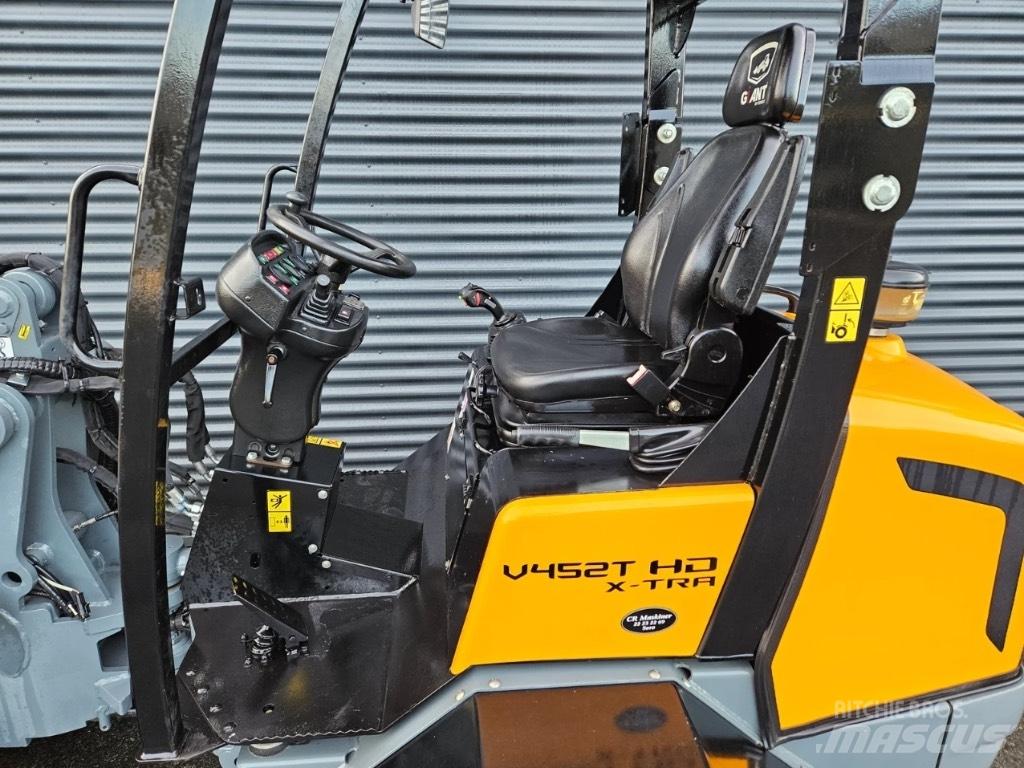 GiANT v452t hd xtra 小型装载机