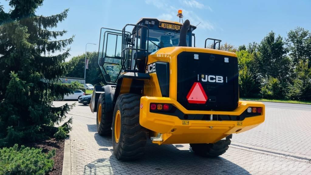 JCB 427 S5 HT 轮式装载机