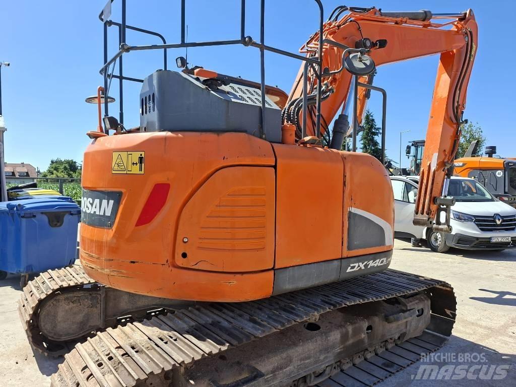 Doosan DX 140 LCR 履带挖掘机