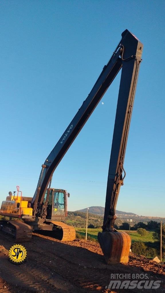 Volvo EC 250 D 履带挖掘机