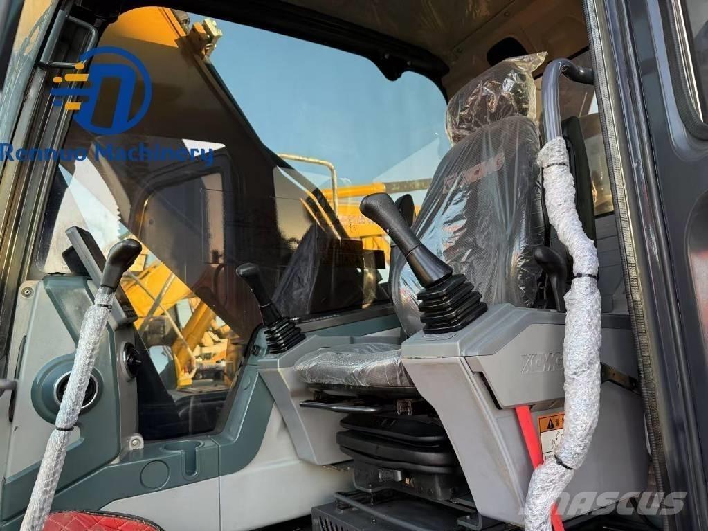 XCMG XE 305DK 履带挖掘机