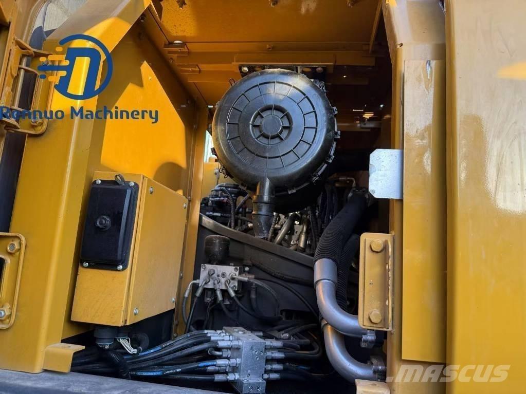 XCMG XE 305DK 履带挖掘机