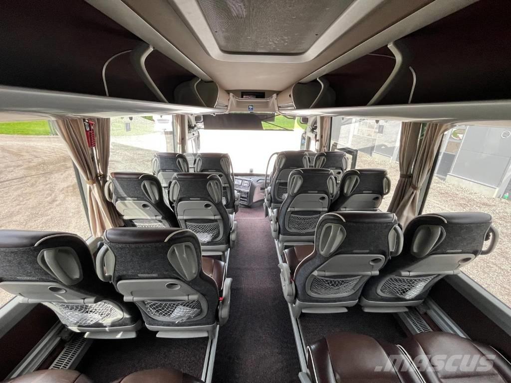 Volvo 9700 长途公共汽车