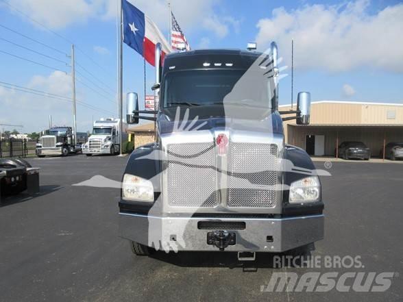 Kenworth T880 牵引车