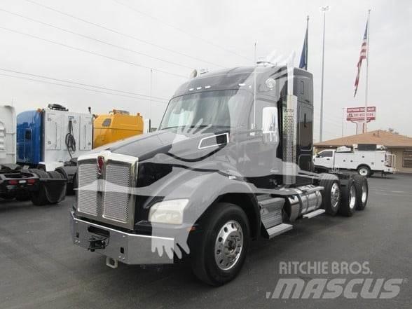 Kenworth T880 牵引车