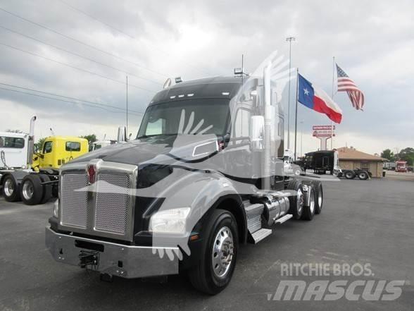 Kenworth T880 牵引车