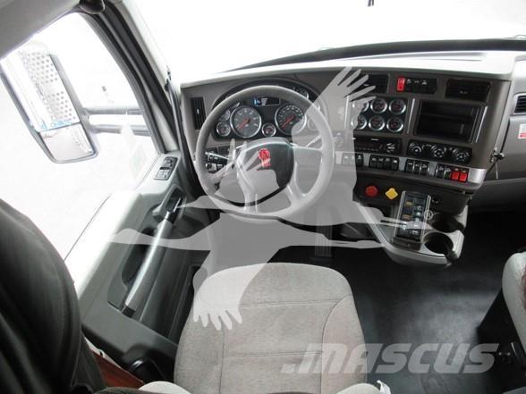 Kenworth T880 牵引车