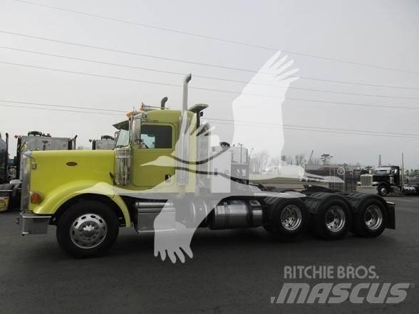 Peterbilt 367 牵引车
