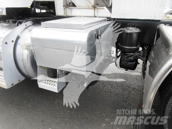Peterbilt 367 牵引车
