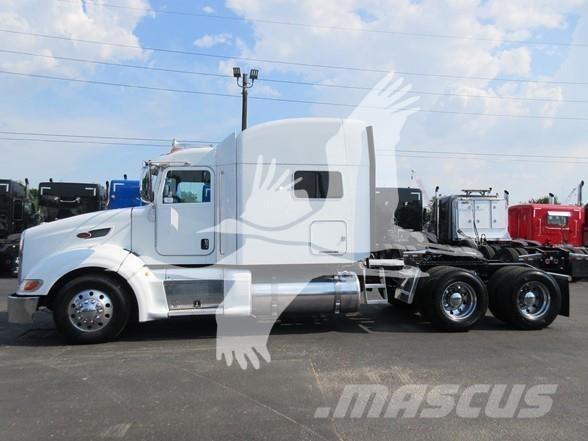 Peterbilt 386 牵引车