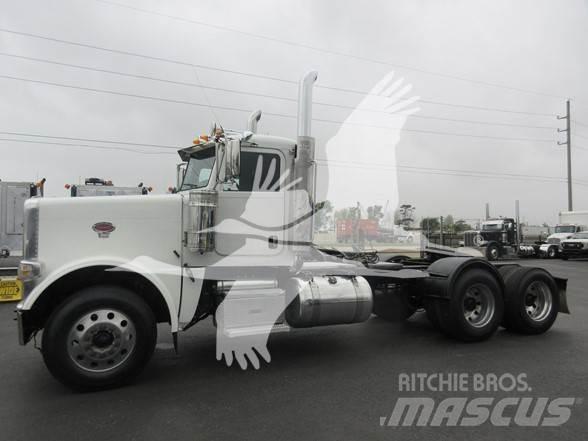 Peterbilt 389 牵引车