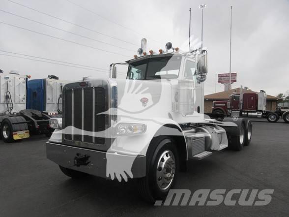 Peterbilt 389 牵引车