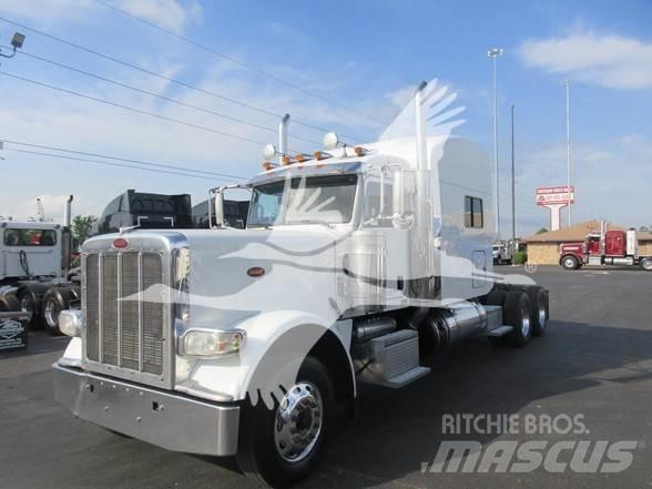 Peterbilt 389 牵引车