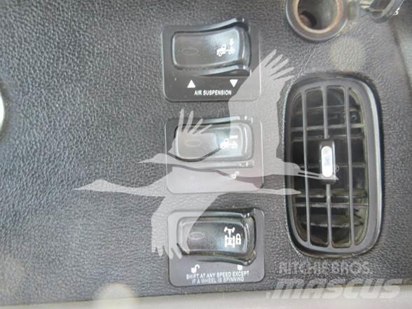Peterbilt 389 牵引车
