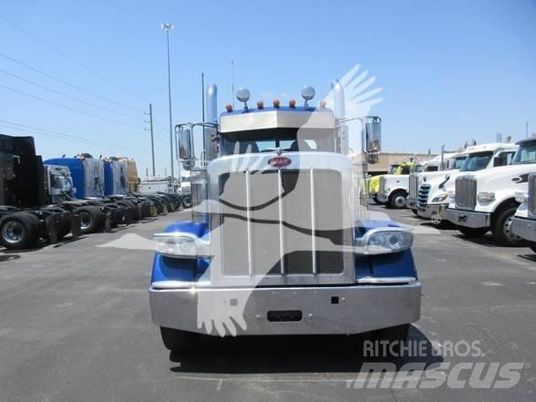 Peterbilt 389 牵引车