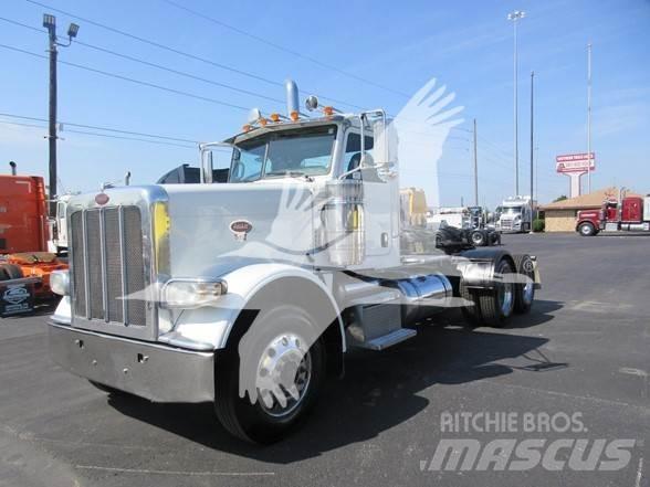 Peterbilt 389 牵引车