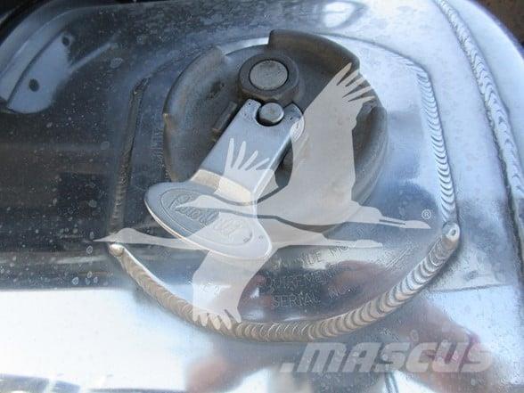 Peterbilt 389 牵引车