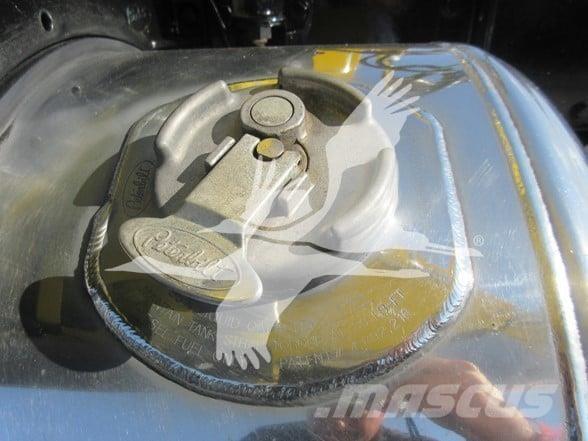 Peterbilt 389 牵引车