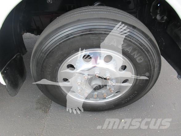 Peterbilt 389 牵引车