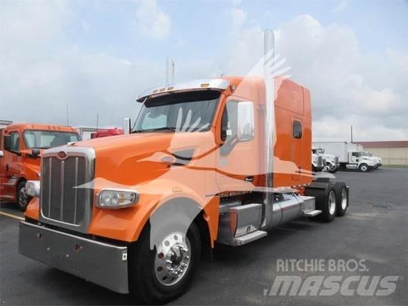 Peterbilt 567 牵引车