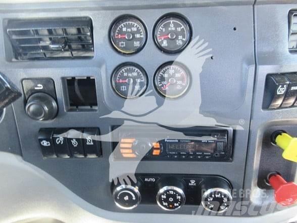 Peterbilt 567 牵引车