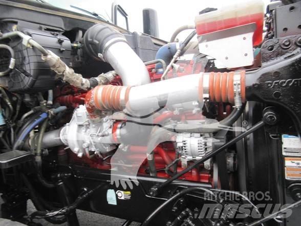 Peterbilt 567 牵引车