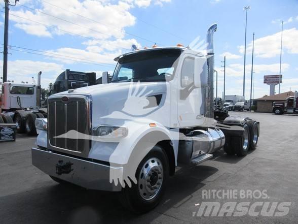 Peterbilt 567 牵引车