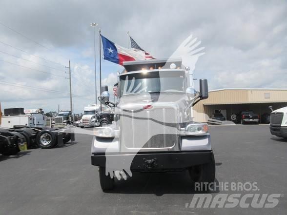 Peterbilt 567 自卸式货车