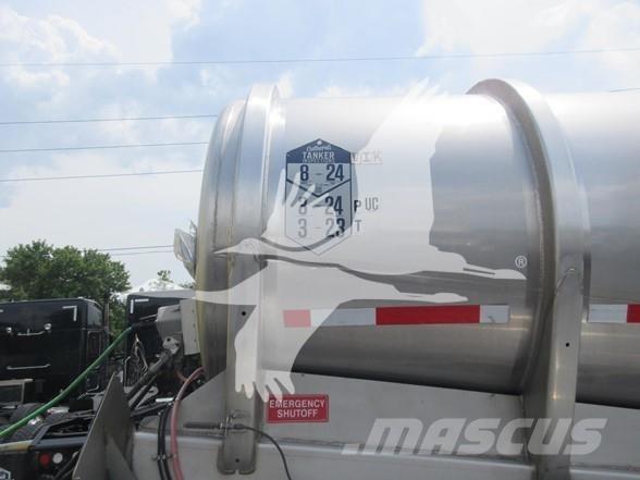 Polar DOT 407 油罐半挂车