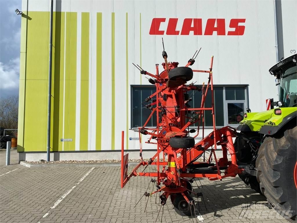Kuhn GF 8702 犁耙和摊草机