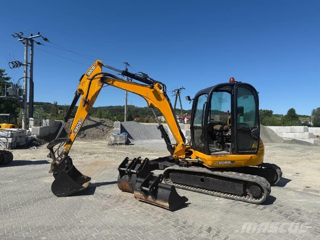 JCB 8055 RTS 小型挖掘机