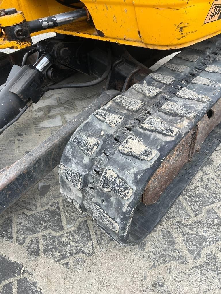 JCB 8055 RTS 小型挖掘机