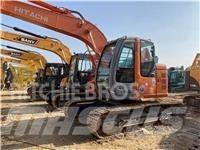 Hitachi ZX 135 US 履带挖掘机