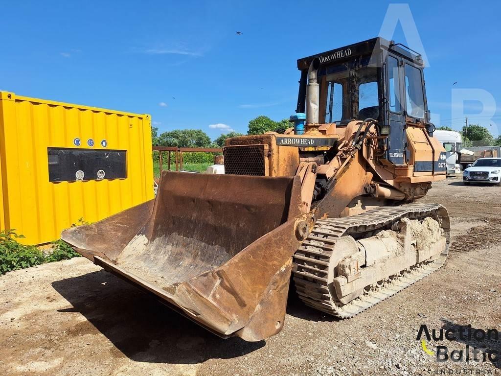 Komatsu D57S-1 履带式装载机