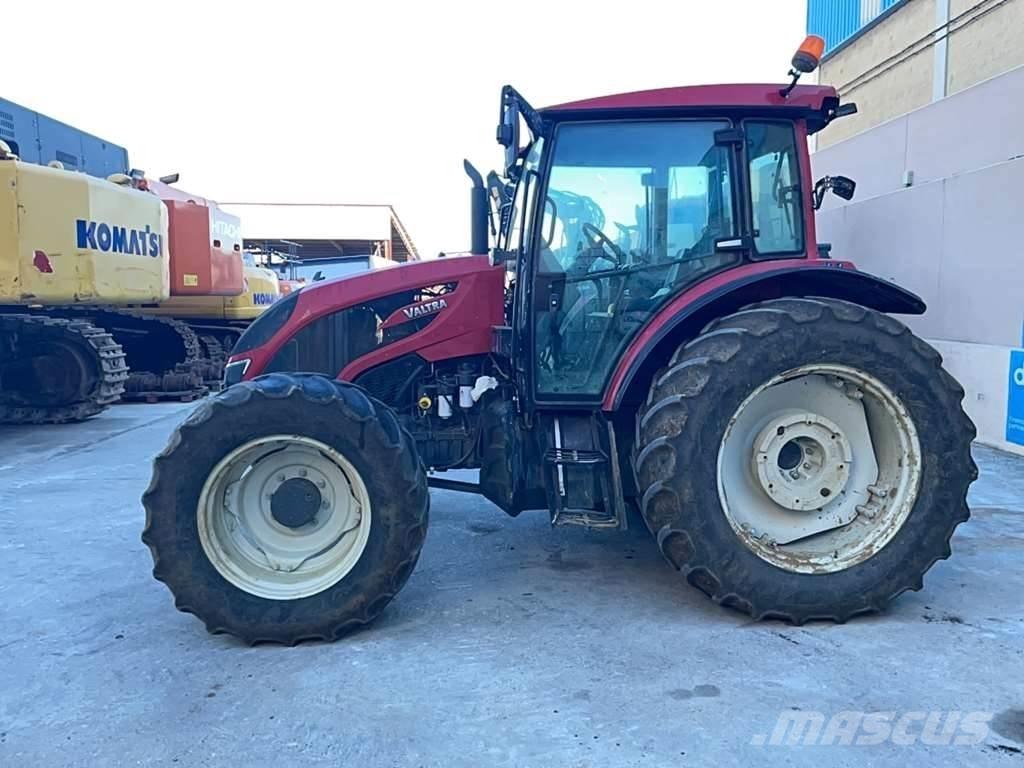 Valtra A134 拖拉机/农用车