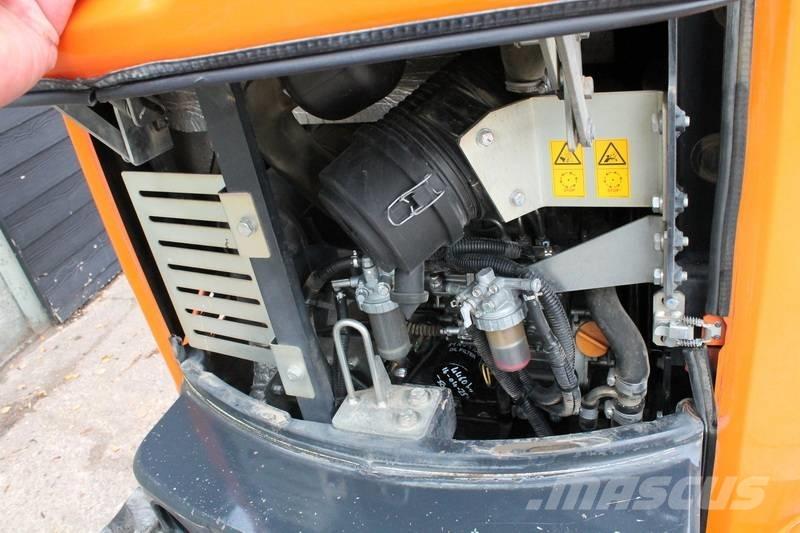 Hitachi ZX 26 U 小型挖掘机