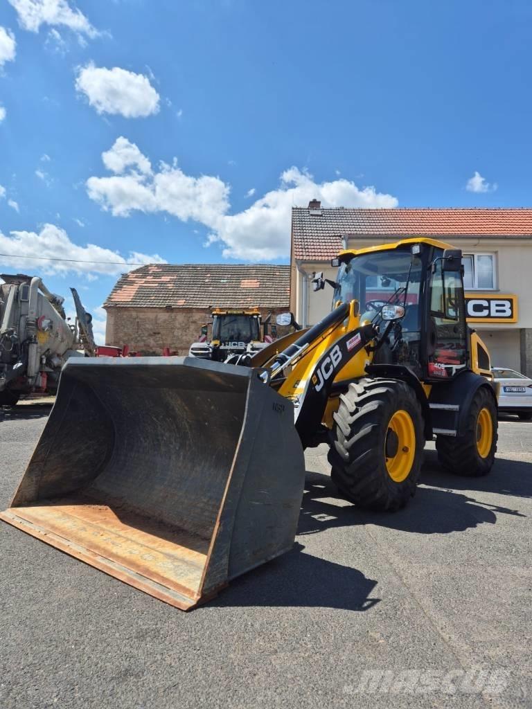 JCB 409 Agri 电动叉车