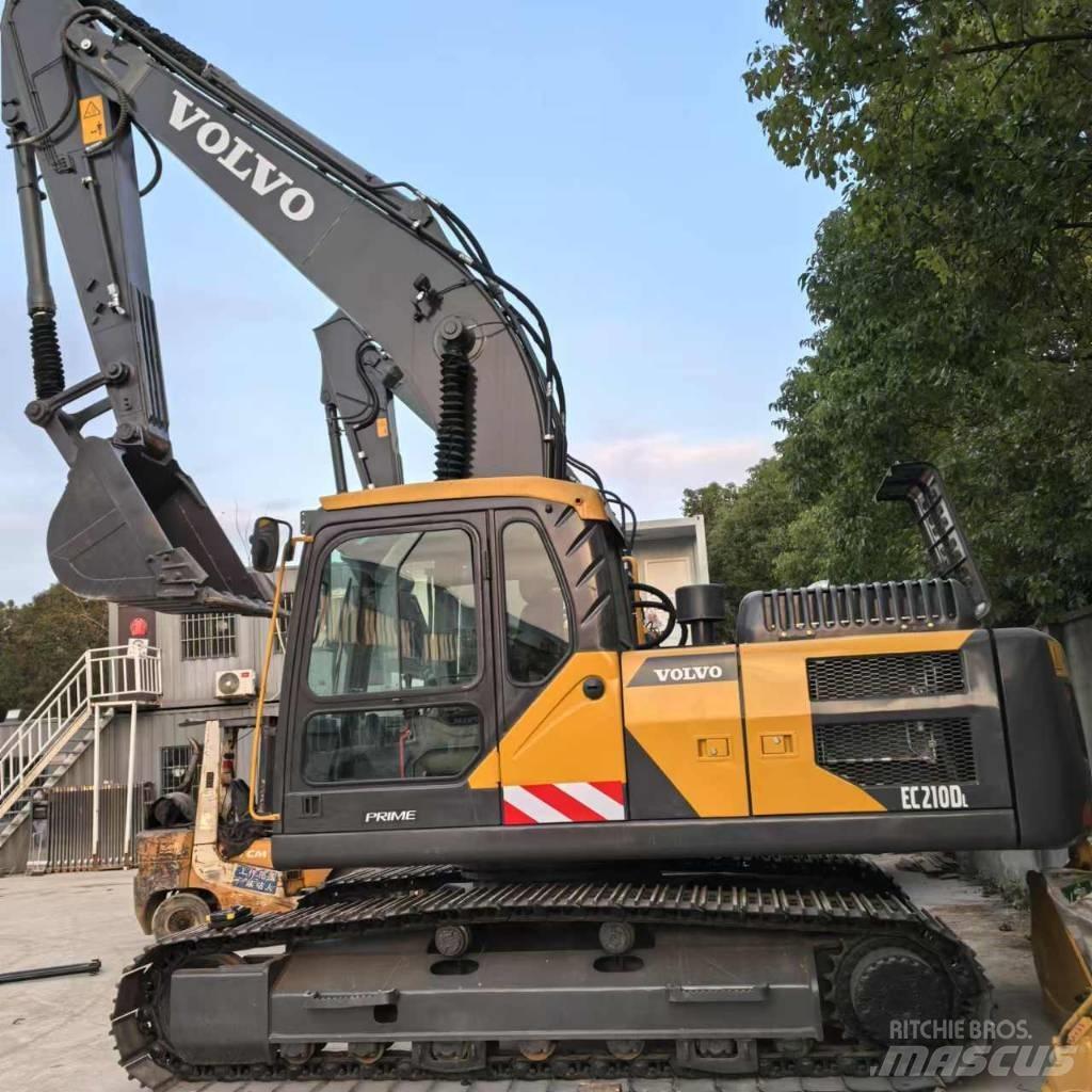 Volvo EC 210 B LC 履带挖掘机