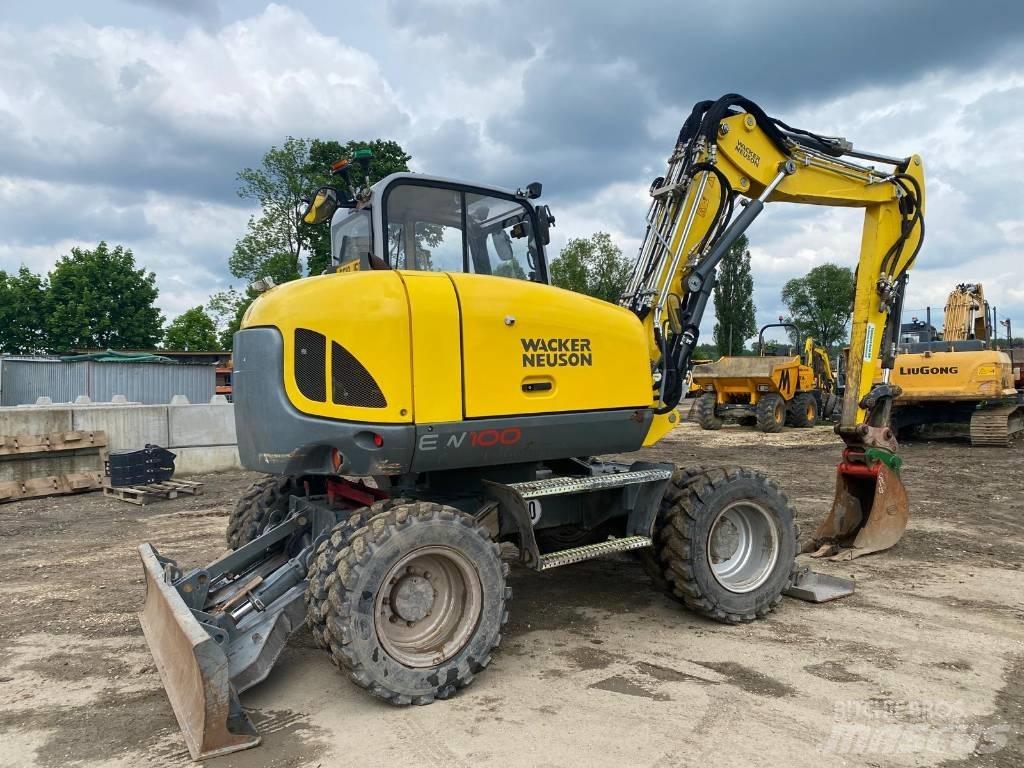 Wacker Neuson EW 100 轮式挖掘机