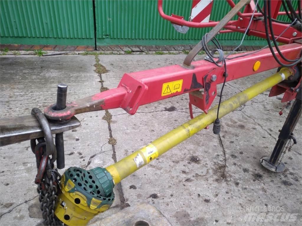 Lely Lotus 900P 犁耙和摊草机
