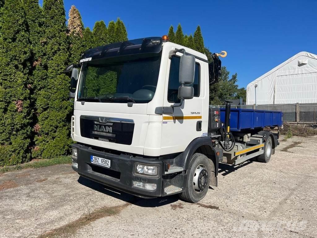 MAN TGM 15.250 工程吊钩车