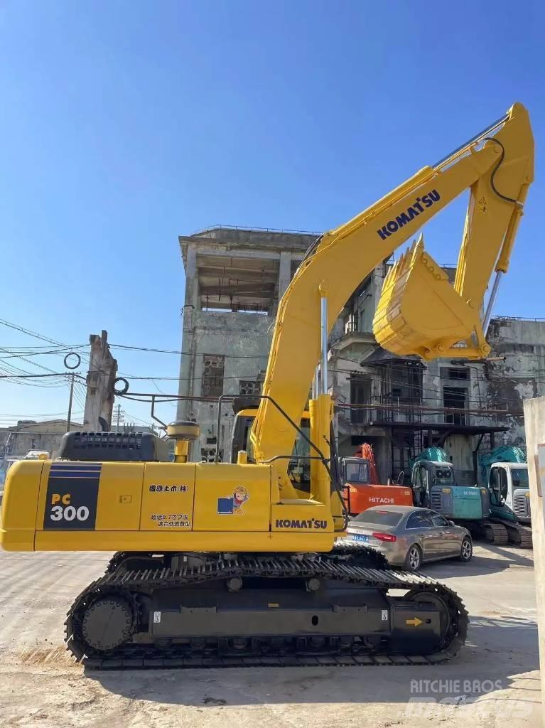 Komatsu PC 300 LC-7 履带挖掘机