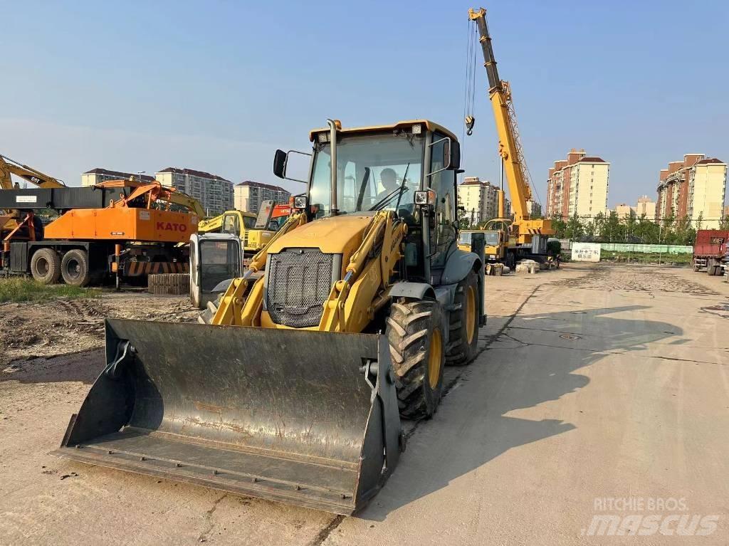 LiuGong CLG 777 A 反铲装载机