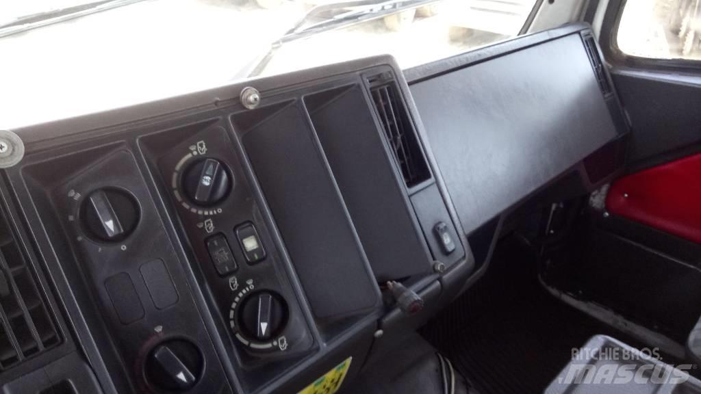 Mercedes-Benz 3535 自卸式货车