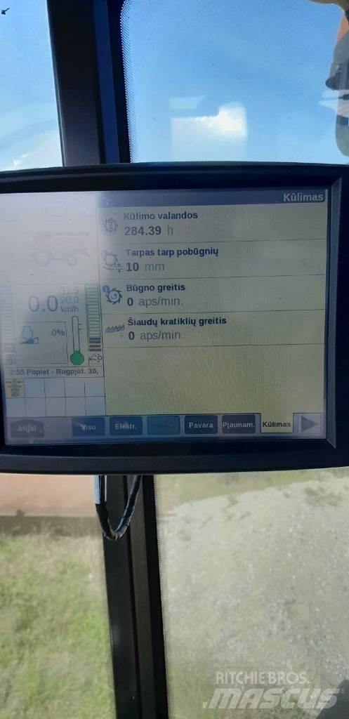 New Holland CX 5.80 联合收割机