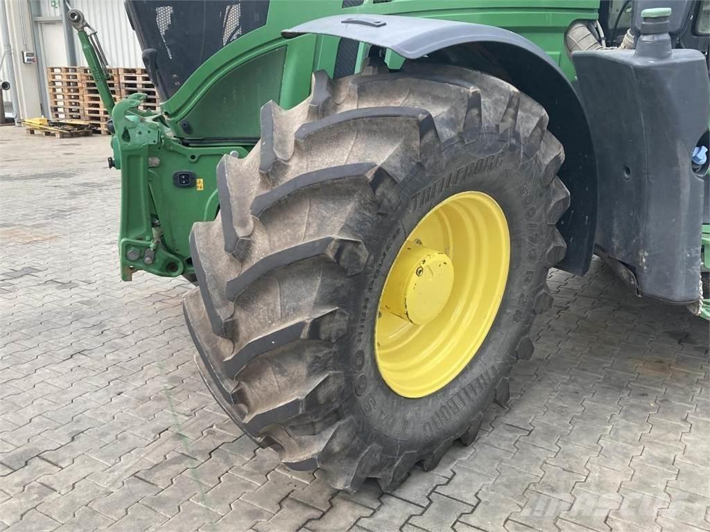 John Deere 6250R 拖拉机/农用车