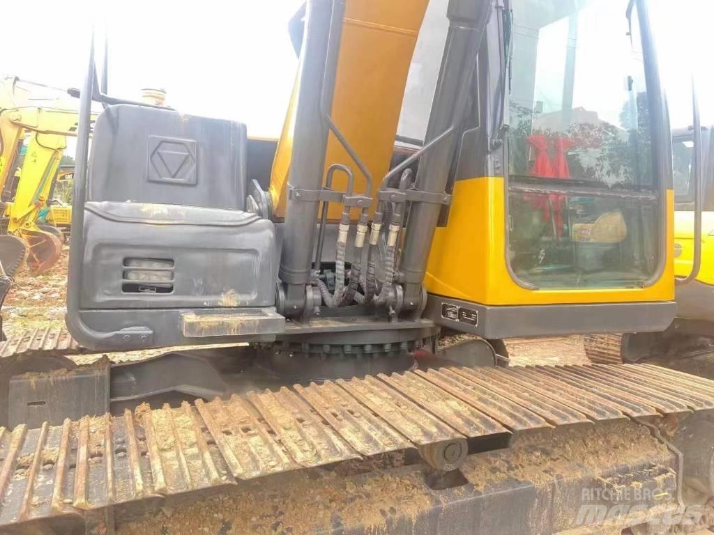 XCMG XE 150 履带挖掘机