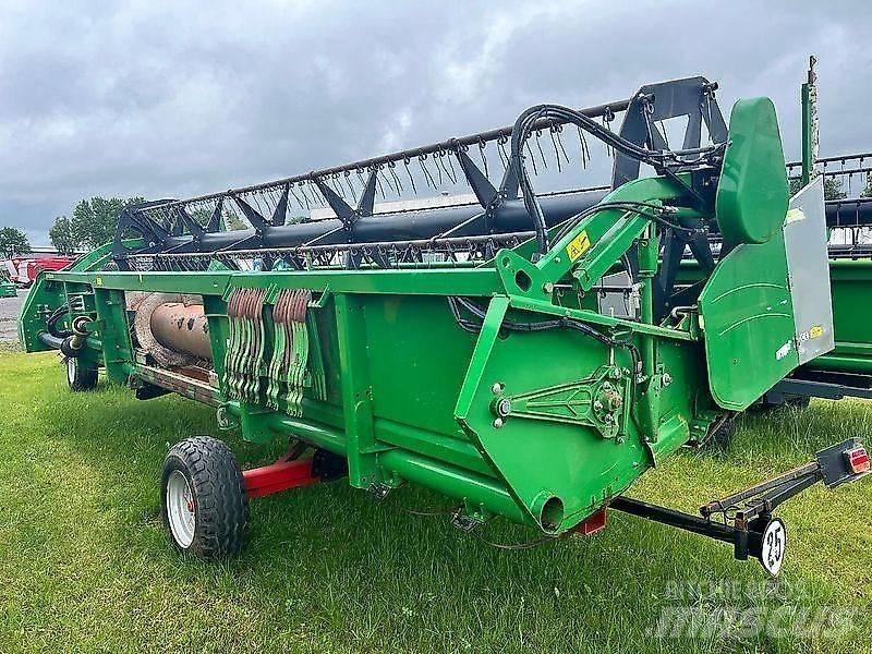 John Deere 622R 联合收割机头